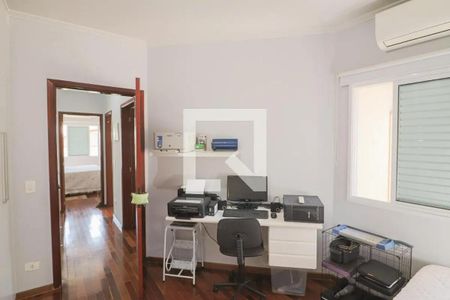 Casa de condomínio para alugar com 210m², 3 quartos e 2 vagasQuarto 1