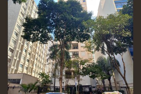 Apartamento à venda com 75m², 2 quartos e 1 vaga Apartamento à venda com 75m², 2 quartos e 1 vagaFachada do Prédio