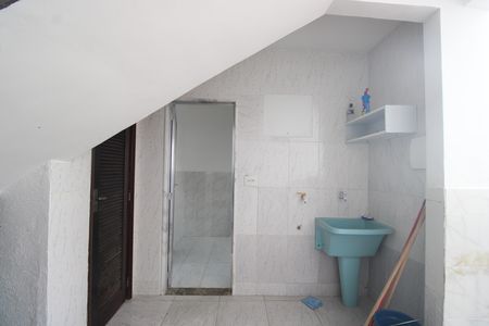 Casa de condomínio para alugar com 243m², 2 quartos e 1 vagaÁrea de serviço