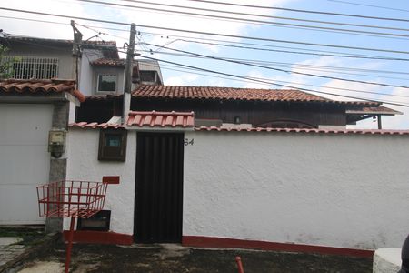 Casa de condomínio para alugar com 243m², 2 quartos e 1 vagaFachada