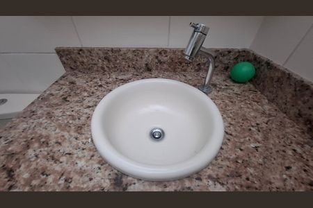 Apartamento para alugar com 61m², 3 quartos e 1 vaga Apartamento para alugar com 61m², 3 quartos e 1 vagaBanheiro