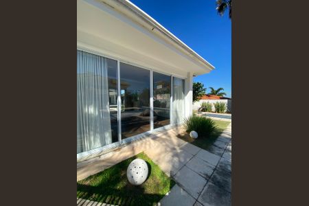Casa de condomínio à venda com 436m², 4 quartos e 4 vagas