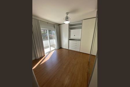 Casa de condomínio à venda com 436m², 4 quartos e 4 vagas