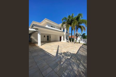 Casa de condomínio à venda com 436m², 4 quartos e 4 vagas