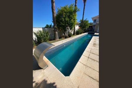 Casa de condomínio à venda com 436m², 4 quartos e 4 vagas