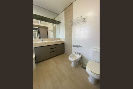 Casa de condomínio à venda com 436m², 4 quartos e 4 vagas