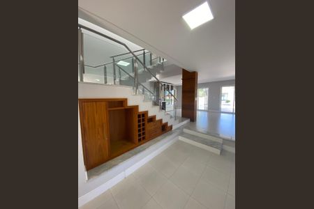 Casa de condomínio à venda com 436m², 4 quartos e 4 vagas