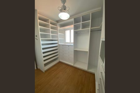 Casa de condomínio à venda com 436m², 4 quartos e 4 vagas