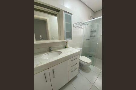 Casa de condomínio à venda com 436m², 4 quartos e 4 vagas