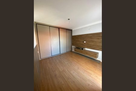 Casa de condomínio à venda com 436m², 4 quartos e 4 vagas