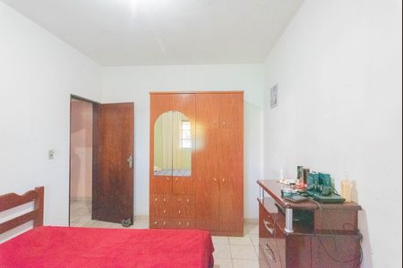 Casa à venda com 200m², 2 quartos e 2 vagas
