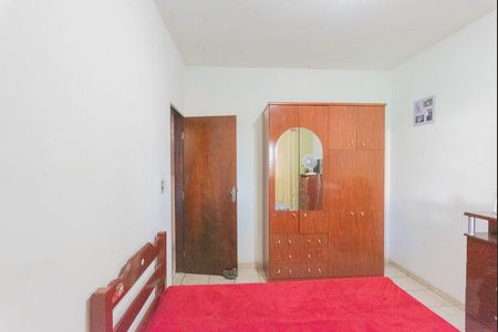 Casa à venda com 200m², 2 quartos e 2 vagas