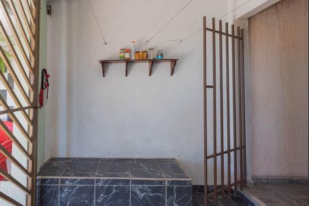 Casa à venda com 200m², 2 quartos e 2 vagas