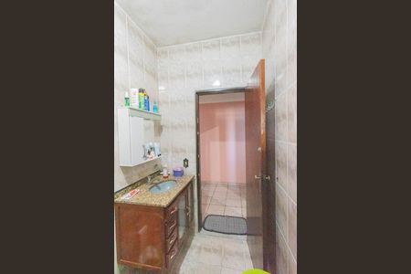Casa à venda com 200m², 2 quartos e 2 vagas