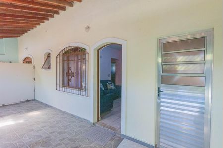 Casa à venda com 200m², 2 quartos e 2 vagas