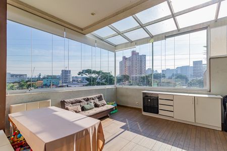 Apartamento à venda com 105m², 3 quartos e 2 vagas Apartamento à venda com 105m², 3 quartos e 2 vagasVaranda gourmet