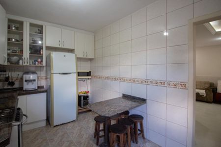 Casa à venda com 96m², 3 quartos e 1 vaga Casa à venda com 96m², 3 quartos e 1 vagaCozinha