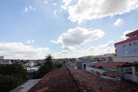 Casa à venda com 96m², 3 quartos e 1 vaga Casa à venda com 96m², 3 quartos e 1 vagaVista