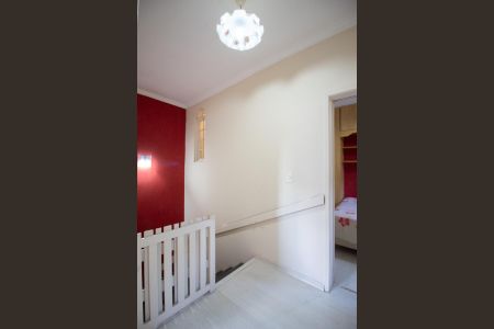 Casa à venda com 96m², 3 quartos e 1 vaga Casa à venda com 96m², 3 quartos e 1 vagaCorredor