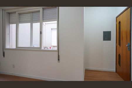 Sala  de apartamento para alugar com 1 quarto, 40m² em Bom Jesus, Porto Alegre