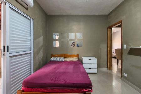 Casa para alugar com 146m², 2 quartos e 3 vagas Casa para alugar com 146m², 2 quartos e 3 vagasSuite