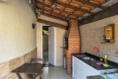 Casa para alugar com 146m², 2 quartos e 3 vagas Casa para alugar com 146m², 2 quartos e 3 vagasChurrasqueira