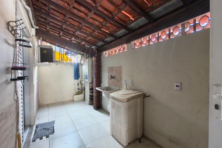 Casa para alugar com 146m², 2 quartos e 3 vagas Casa para alugar com 146m², 2 quartos e 3 vagasÁrea de Serviço