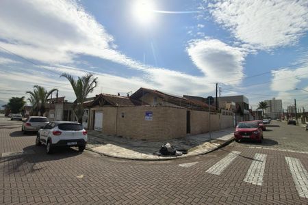 Casa para alugar com 146m², 2 quartos e 3 vagas Casa para alugar com 146m², 2 quartos e 3 vagasFachada