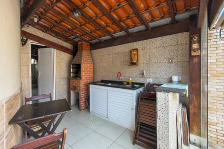 Casa para alugar com 146m², 2 quartos e 3 vagas Casa para alugar com 146m², 2 quartos e 3 vagasChurrasqueira