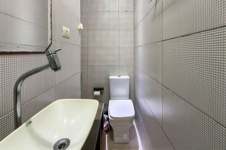 Casa para alugar com 146m², 2 quartos e 3 vagas Casa para alugar com 146m², 2 quartos e 3 vagasBanheiro da Suíte
