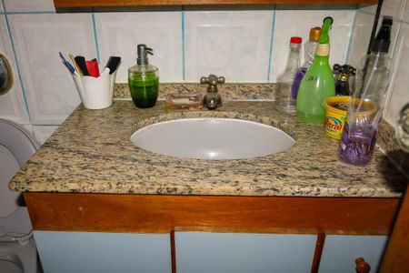 Casa de condomínio à venda com 100m², 3 quartos e sem vagaBanheiro Social