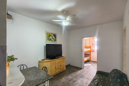 Sala de kitnet/studio para alugar com 1 quarto, 32m² em Nova Mirim, Praia Grande