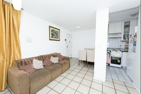 Apartamento à venda com 60m², 3 quartos e 1 vaga