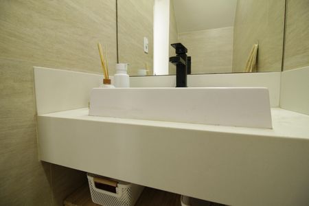 Casa à venda com 340m², 3 quartos e 2 vagasLavabo