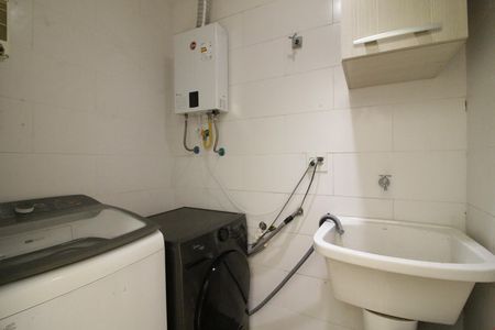 Casa à venda com 340m², 3 quartos e 2 vagasÁrea de Serviço