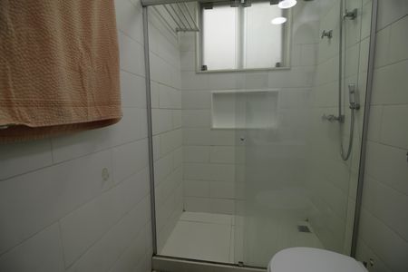 Casa à venda com 340m², 3 quartos e 2 vagasBanheiro da Suíte 3