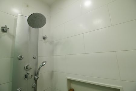 Casa à venda com 340m², 3 quartos e 2 vagasBanheiro
