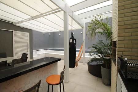 Casa à venda com 340m², 3 quartos e 2 vagasChurrasqueira