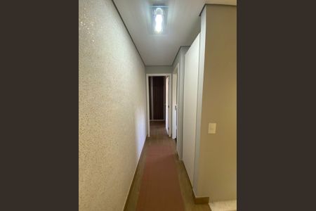 Casa de condomínio à venda com 178m², 3 quartos e 4 vagas