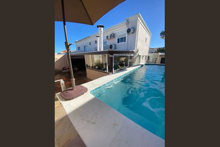 Casa de condomínio à venda com 178m², 3 quartos e 4 vagas