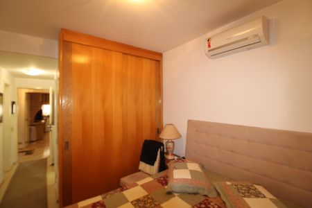 Apartamento à venda com 128m², 3 quartos e 3 vagasQuarto 3