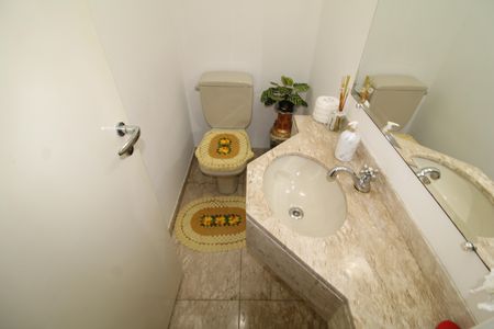 Apartamento à venda com 128m², 3 quartos e 3 vagasLavabo