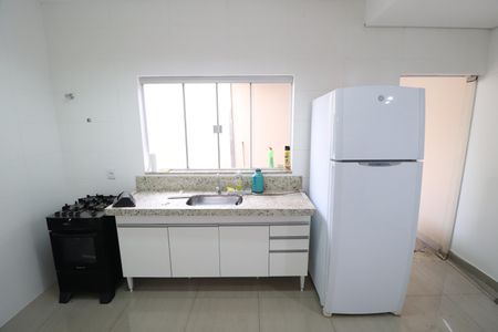 Casa de condomínio para alugar com 70m², 2 quartos e 1 vagaCozinha