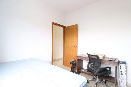 Casa de condomínio para alugar com 70m², 2 quartos e 1 vagaQuarto 1