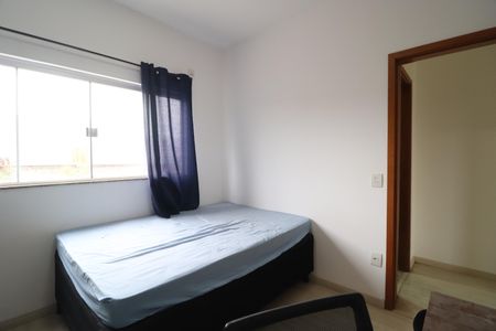 Quarto 1 de casa de condomínio para alugar com 2 quartos, 70m² em Jardim Ipanema, Uberlândia