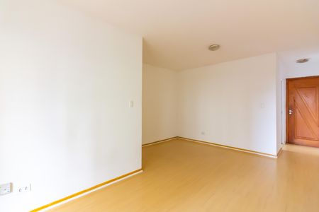 Sala  de apartamento para alugar com 3 quartos, 68m² em Continental, Osasco