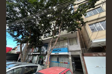 Apartamento para alugar com 50m², 2 quartos e 1 vagaFachada