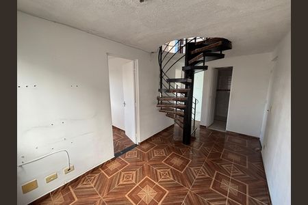 Apartamento à venda com 84m², 3 quartos e 1 vaga Apartamento à venda com 84m², 3 quartos e 1 vagaSala