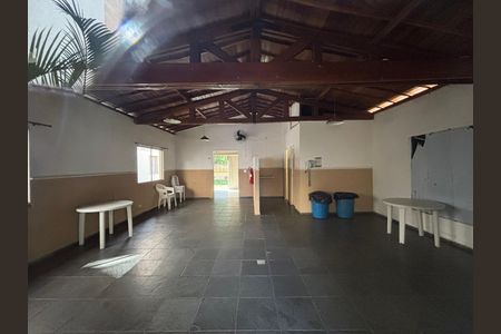 Apartamento à venda com 84m², 3 quartos e 1 vaga Apartamento à venda com 84m², 3 quartos e 1 vagaSalão de festas