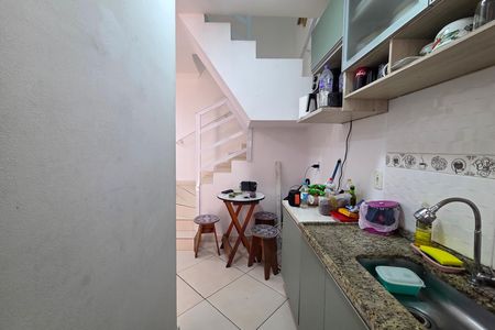 Cozinha de casa de condomínio para alugar com 1 quarto, 60m² em Cidade Ocian, Praia Grande